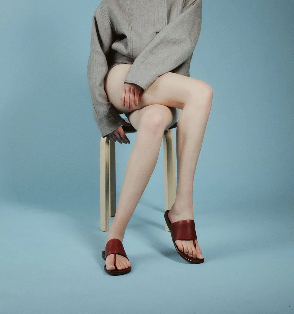 Alias Mae Heanie Leather Slide in Burgandy Leather - Image 6