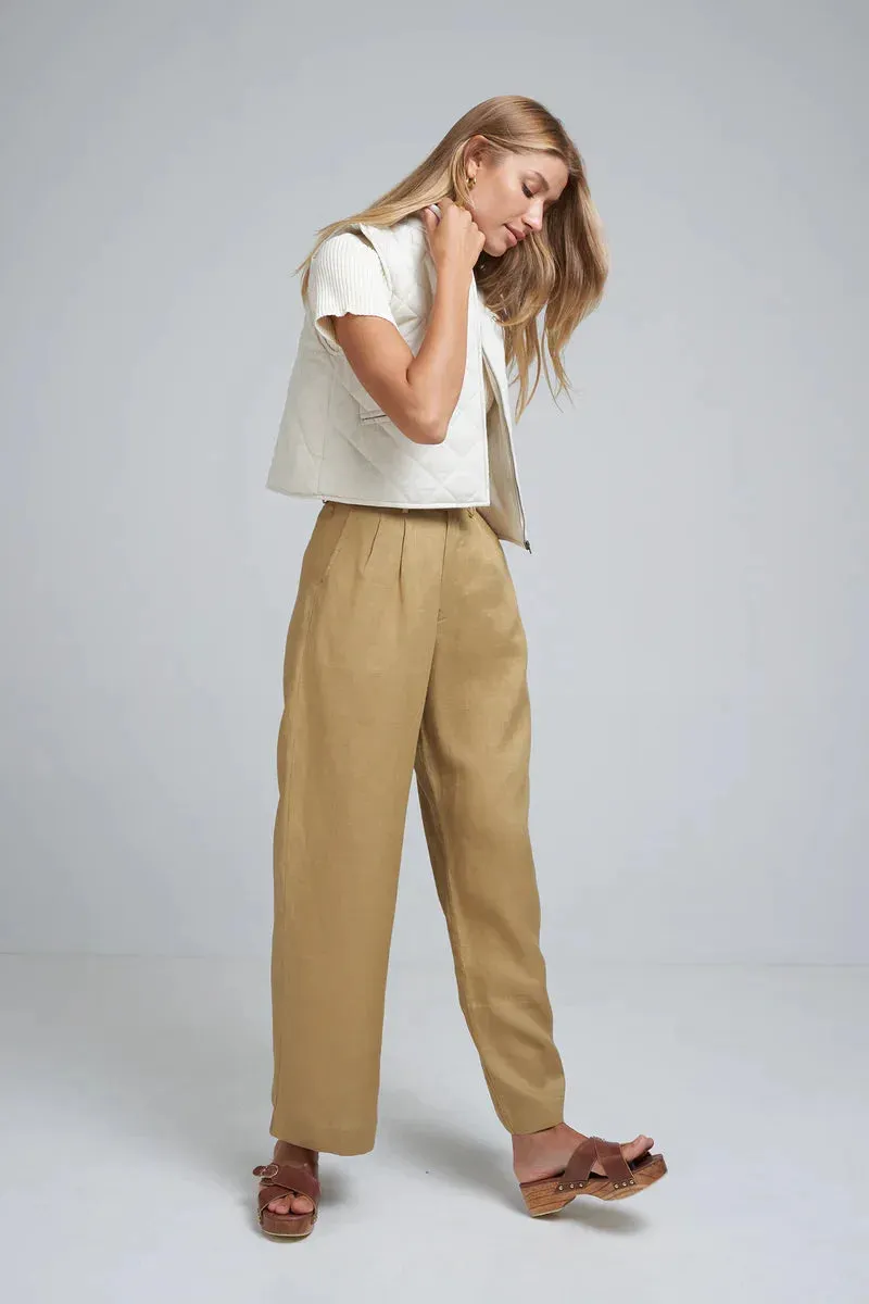 Lilya Day Linen Pant in Mustard - Image 4
