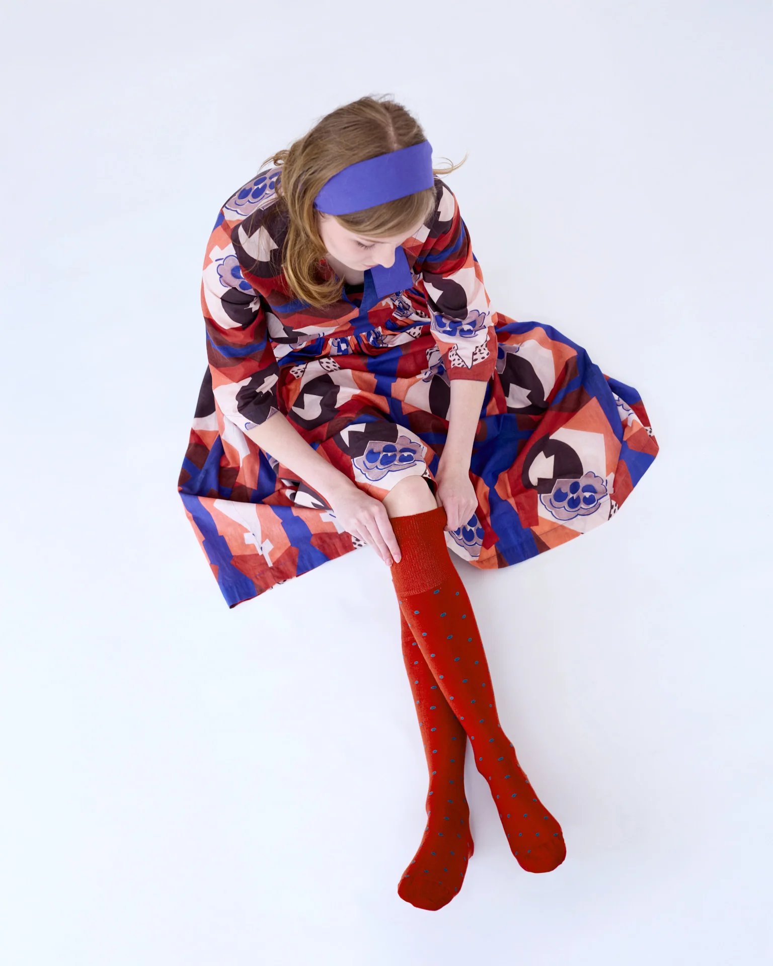 Tightology Dotty Long Cotton Socks in Paprika - Image 3
