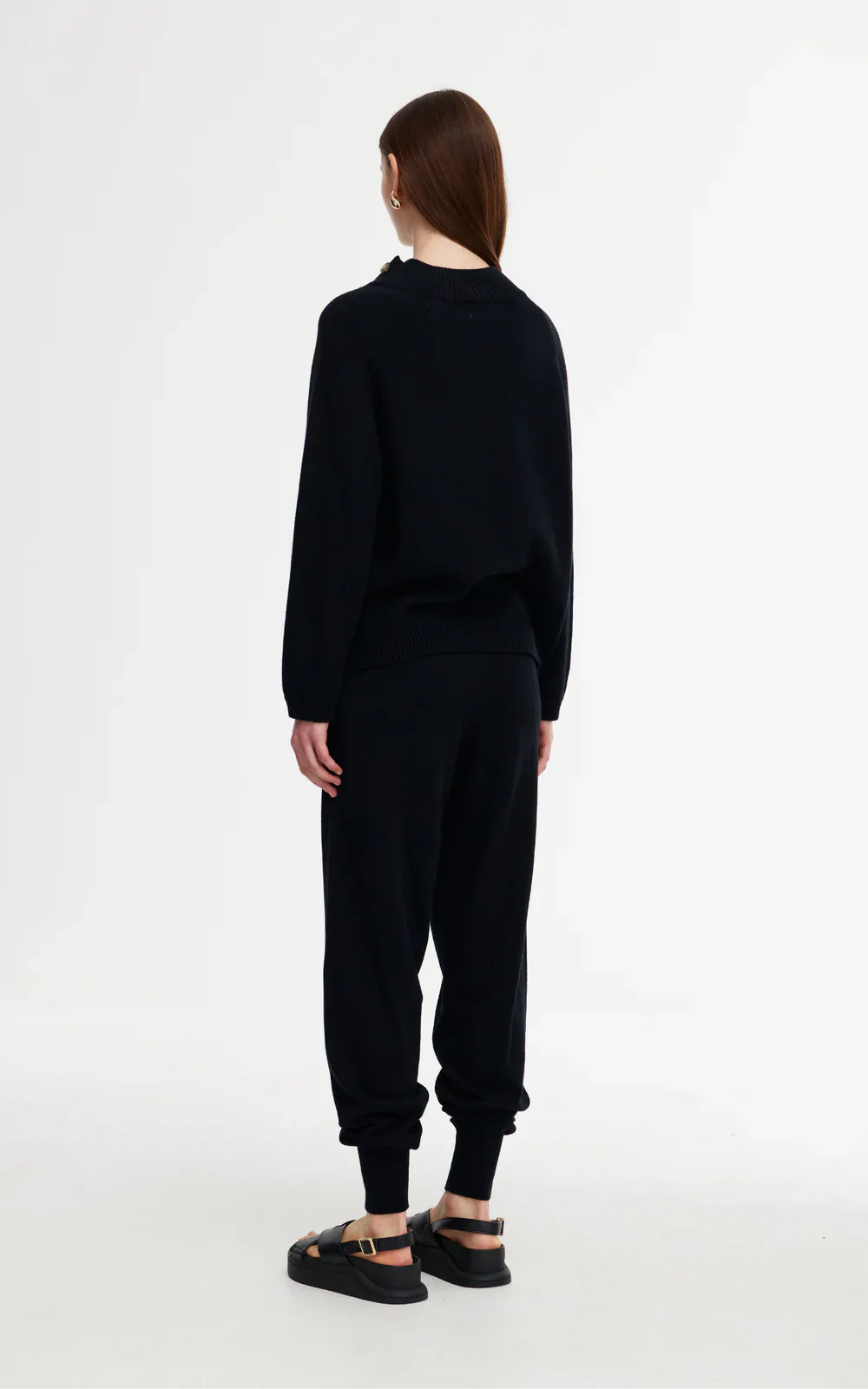 Kinney Darcy Jumper in Black - Image 3