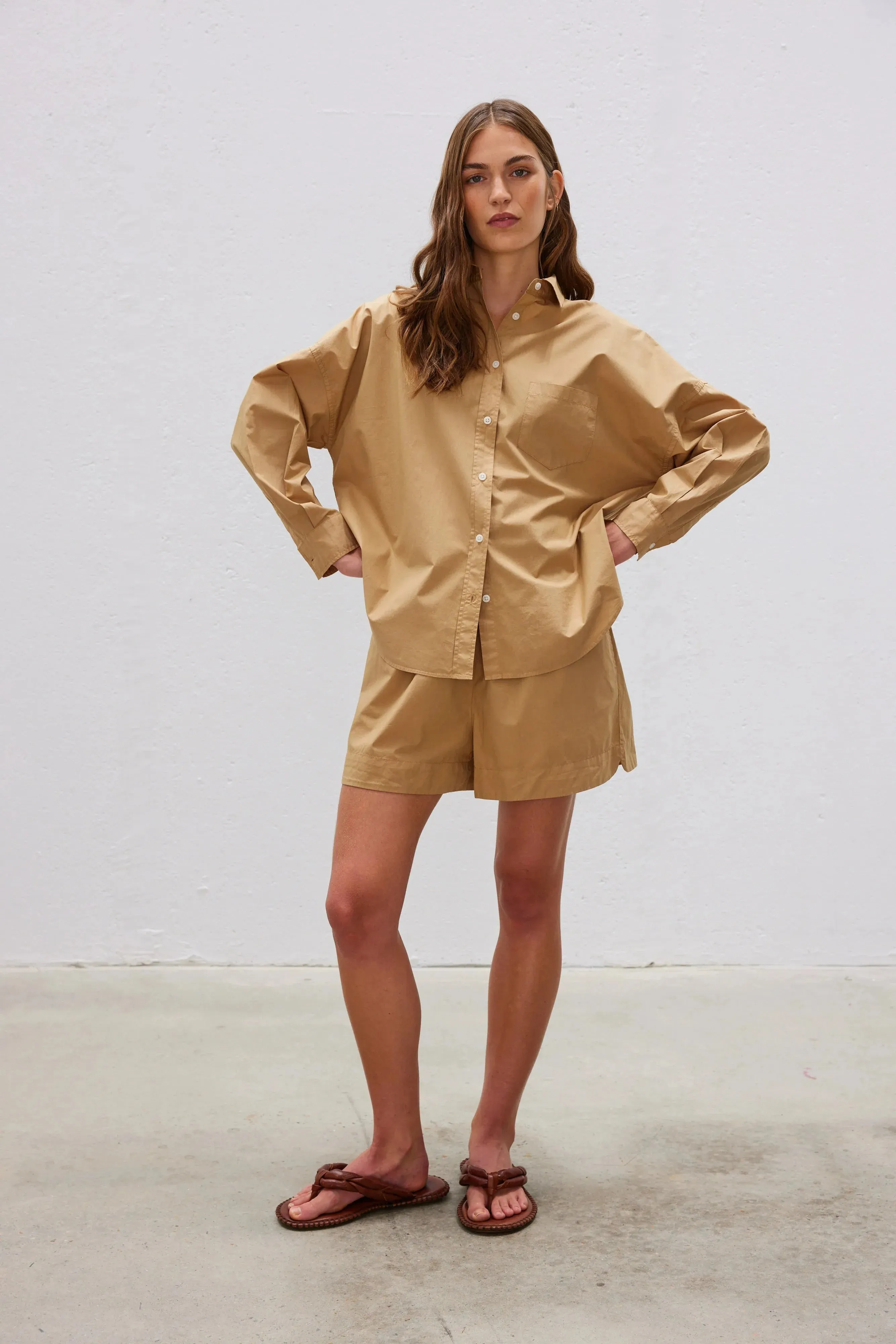LMND Chiara Cotton Short in Toffee - Image 3
