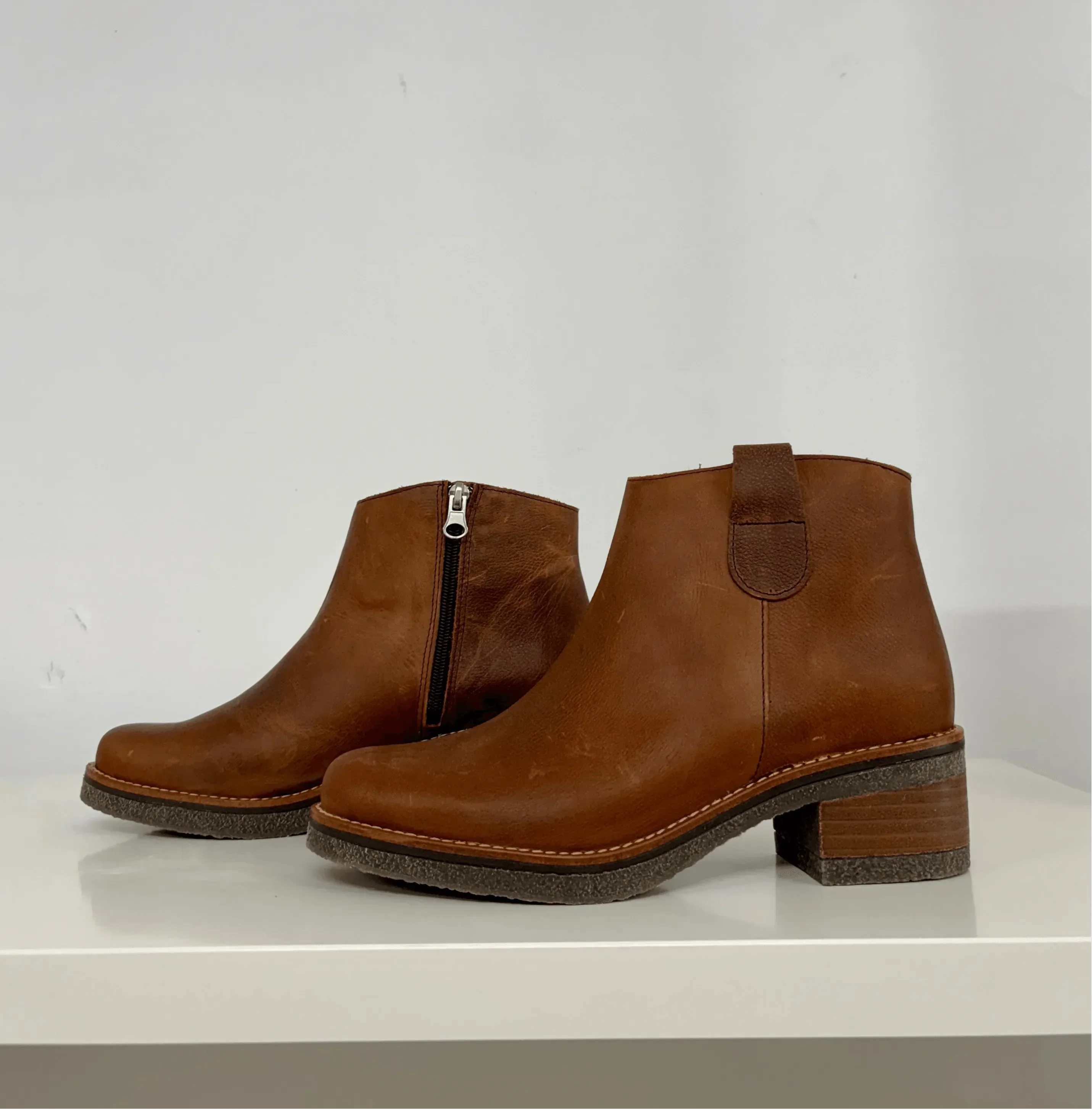 Neo Shoes Elenora Boot in Cuero - Image 5