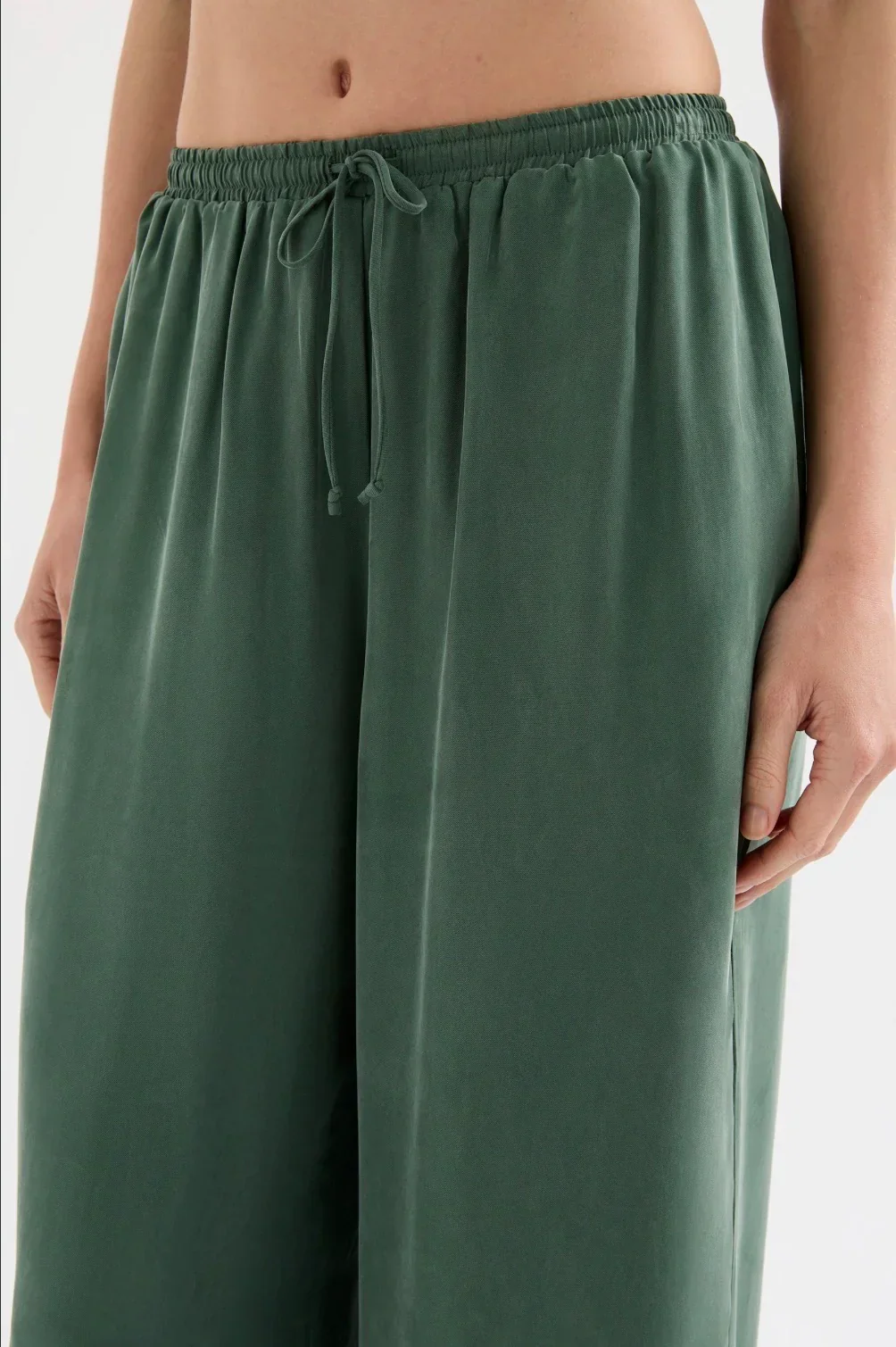 Nude Lucy Leon Cupro Pant Emerald - Image 6