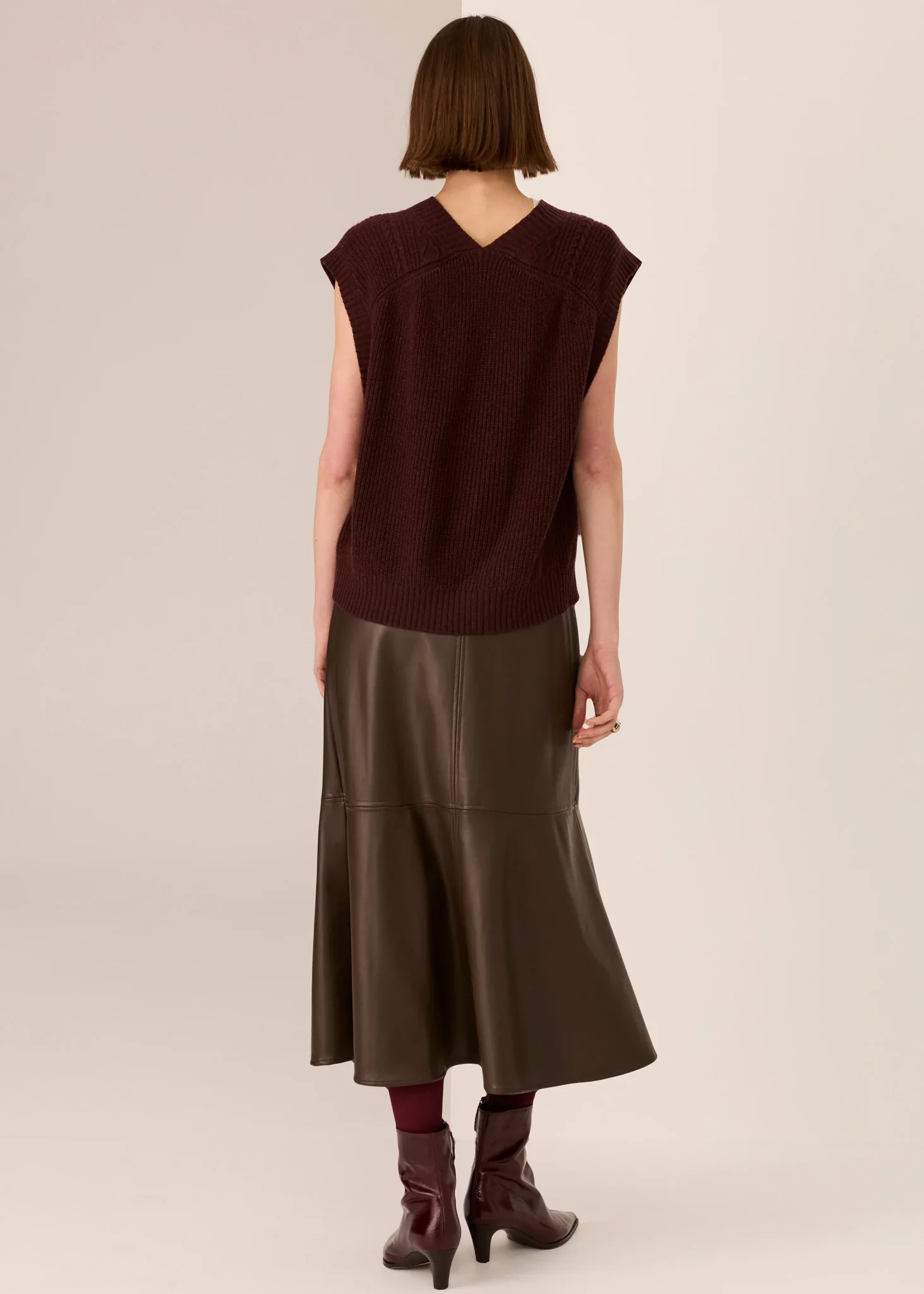 POL Loren Cable Vest Merlot - Image 5