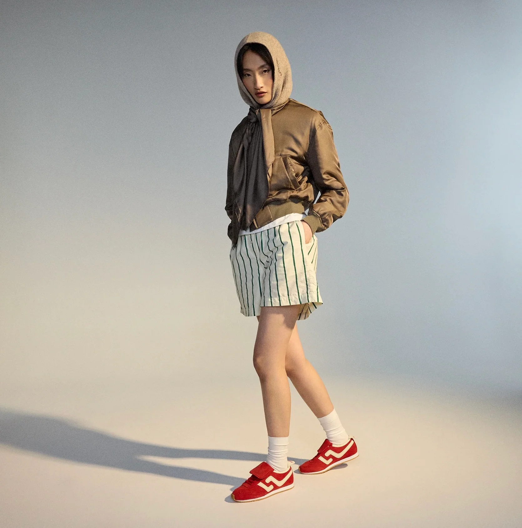 Rollie Shift Retro Sneaker Red/Ecru - Image 6
