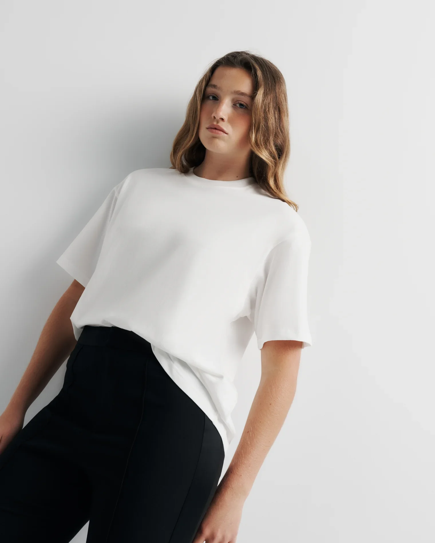 Romy Signature Tee White - Image 5