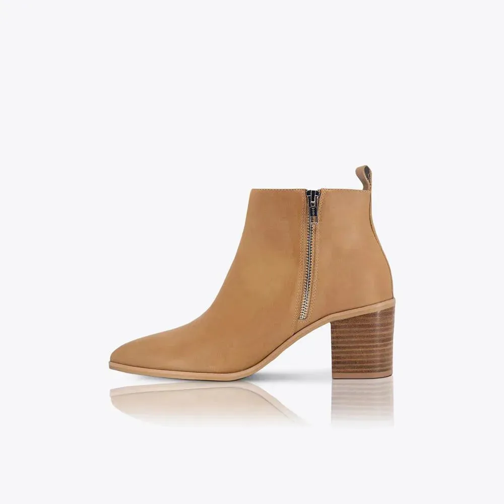 Sol Sana Luca Boot in Tan - Image 4
