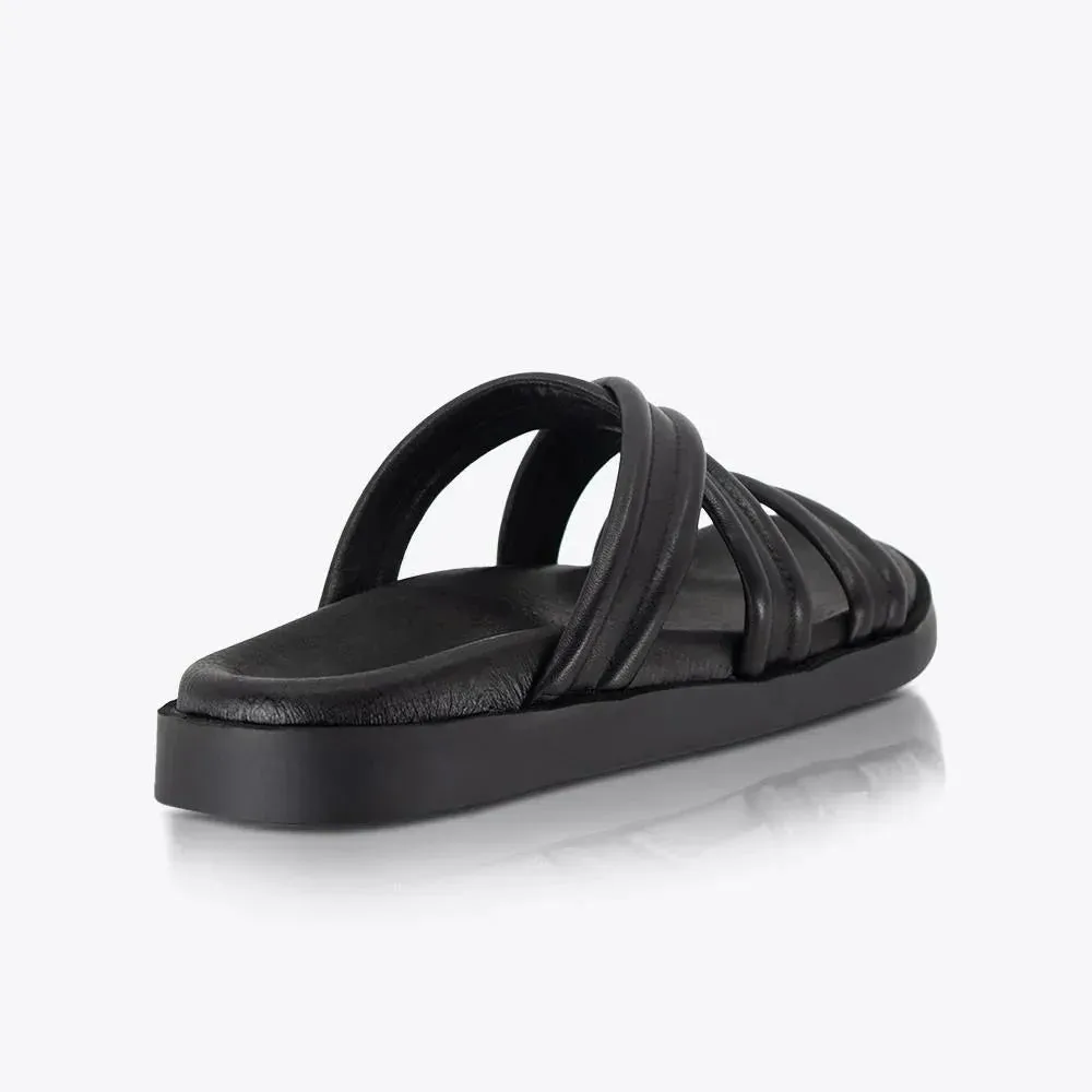 Sol Sana Wade Footbed in Black - Image 4