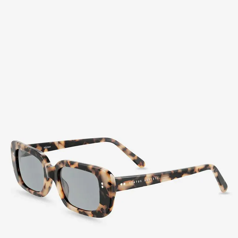 Status Anxiety Solitary Sunglasses - Image 9