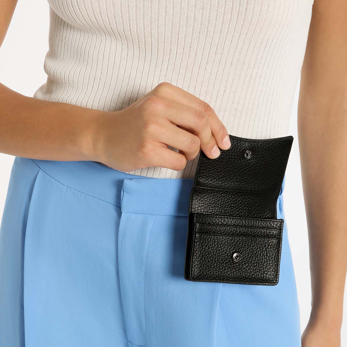 Status Anxiety Lumen Wallet - Image 19