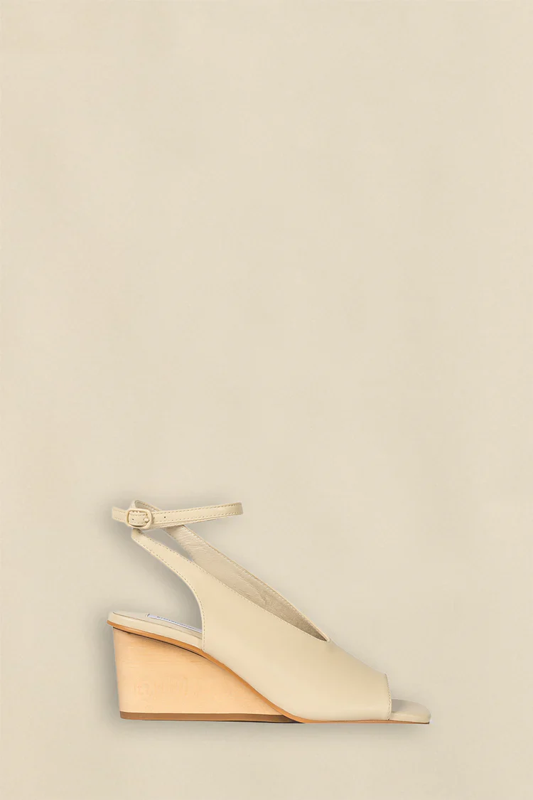 Zoe Kratzmann Gala Wedge Heel in Cashew - Image 3
