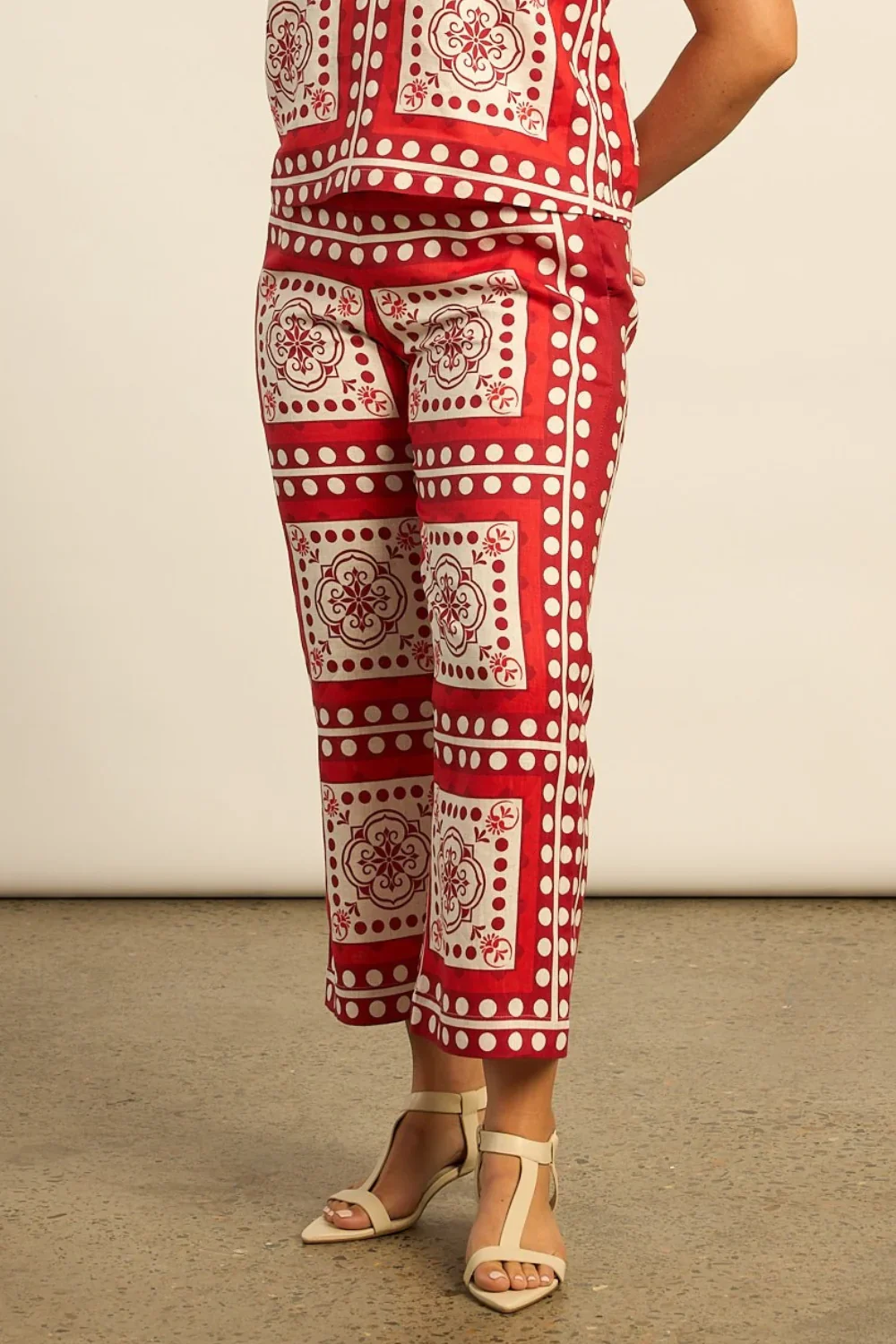 Zoe Kratzmann Tide Pant in Poppy Scarf - Image 3
